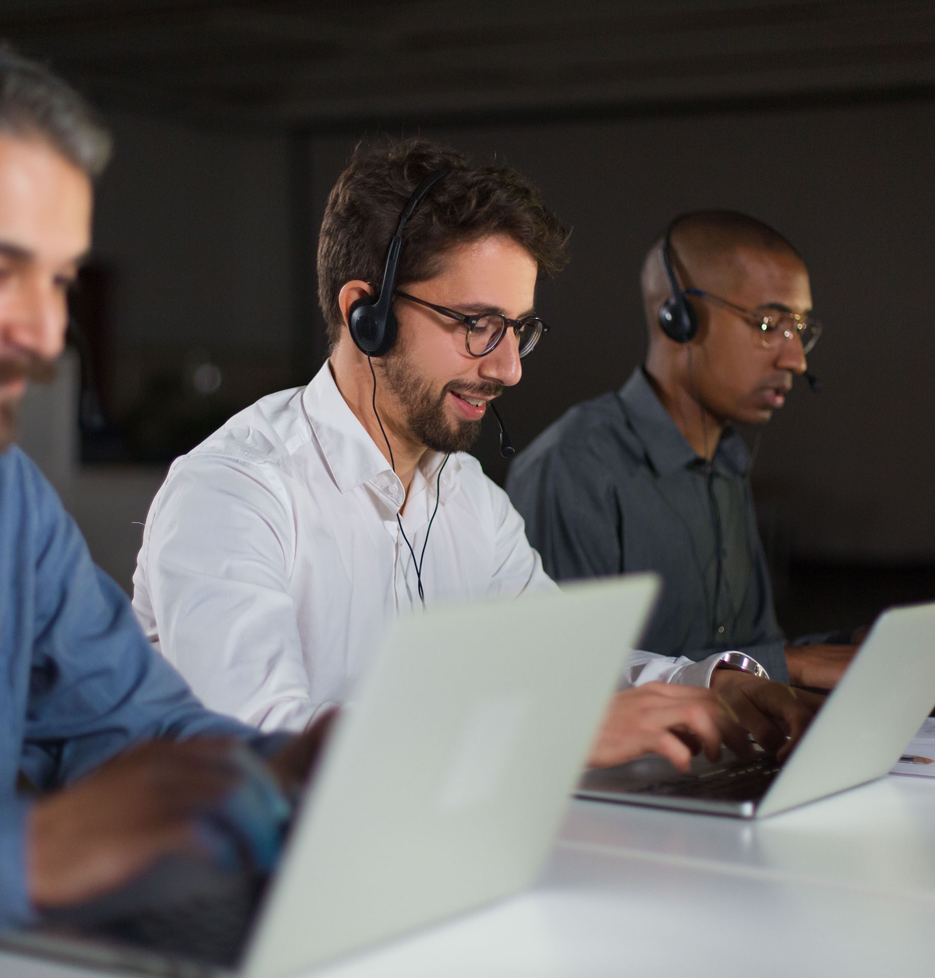 Imagem que representa os atendentes do fale conosco - AMHP